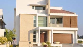 Larchwood Villas photo 2