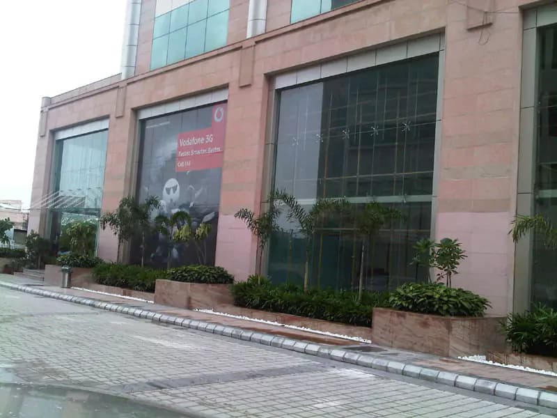 Shalimar Titanium photo 4