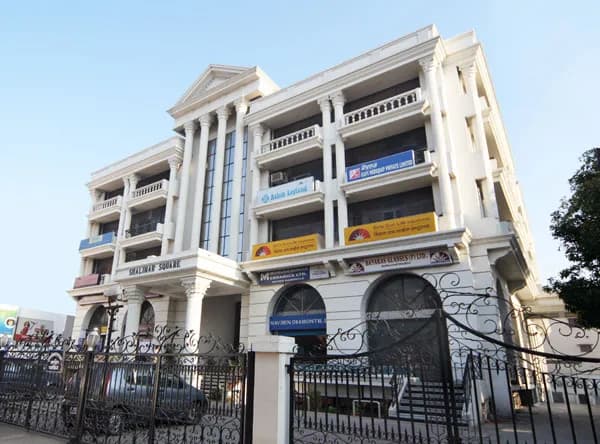 Shalimar Square photo 5